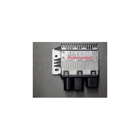 Volkswagen Transporter T5 Fan Kontrol Ünitesi  2,5 motor 2004-2009