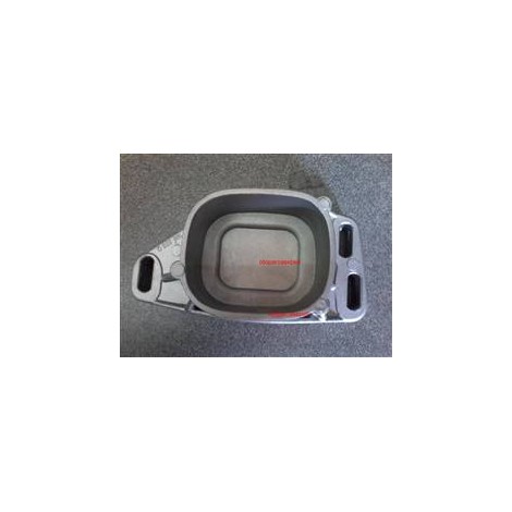 Audi A 4 motor bağlantı tahdidi 1999-2001  motor kulak bağlantı sacı