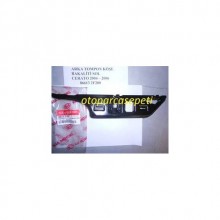 KİA CERATO ARKA TAMPON KÖŞE BAKALİTİ SOL 866132F200 2004-2006