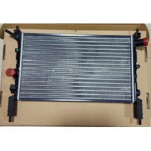 Astra F  Radyatör  1,4-1,6 8 V Klimasız 